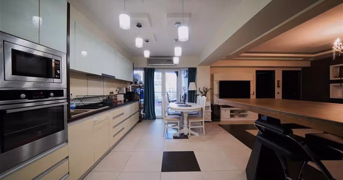 Apartament de vânzare cu 3 camere, mobilat în zona Nufărul, Oradea
