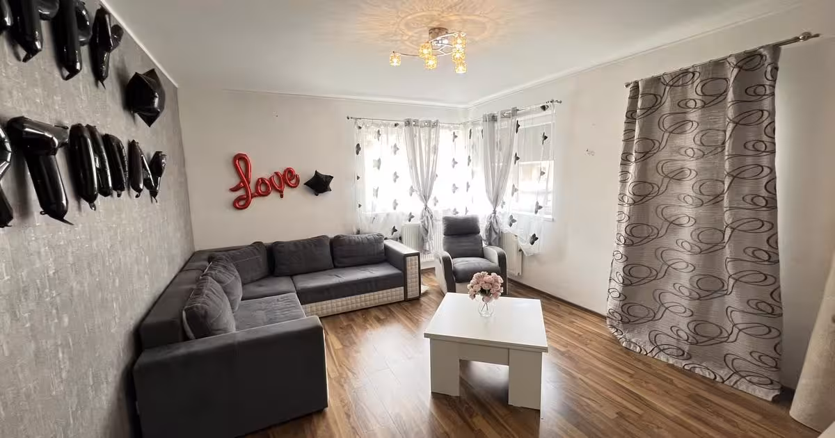 Apartament de vânzare cu 2 camere, mobilat în Sânpetru