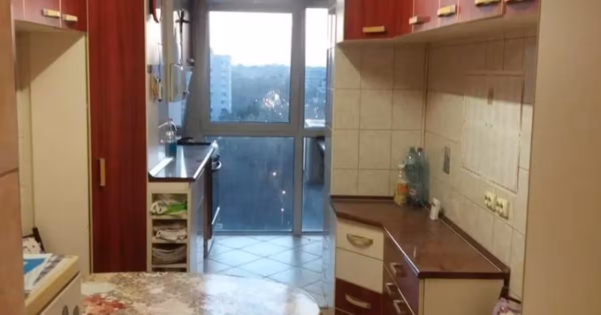Apartament de vânzare cu 3 camere în zona Titan, Sector 3