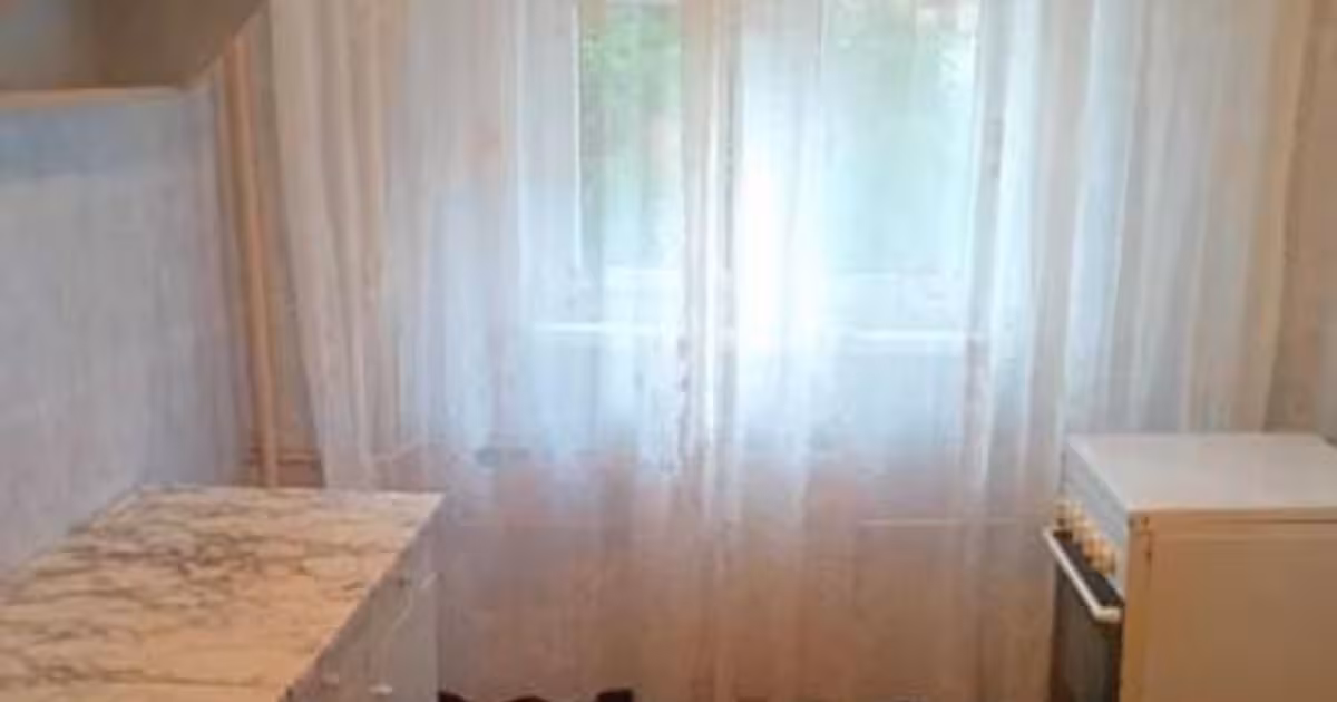 Apartament de vânzare cu 2 camere în zona Titan, Sector 3