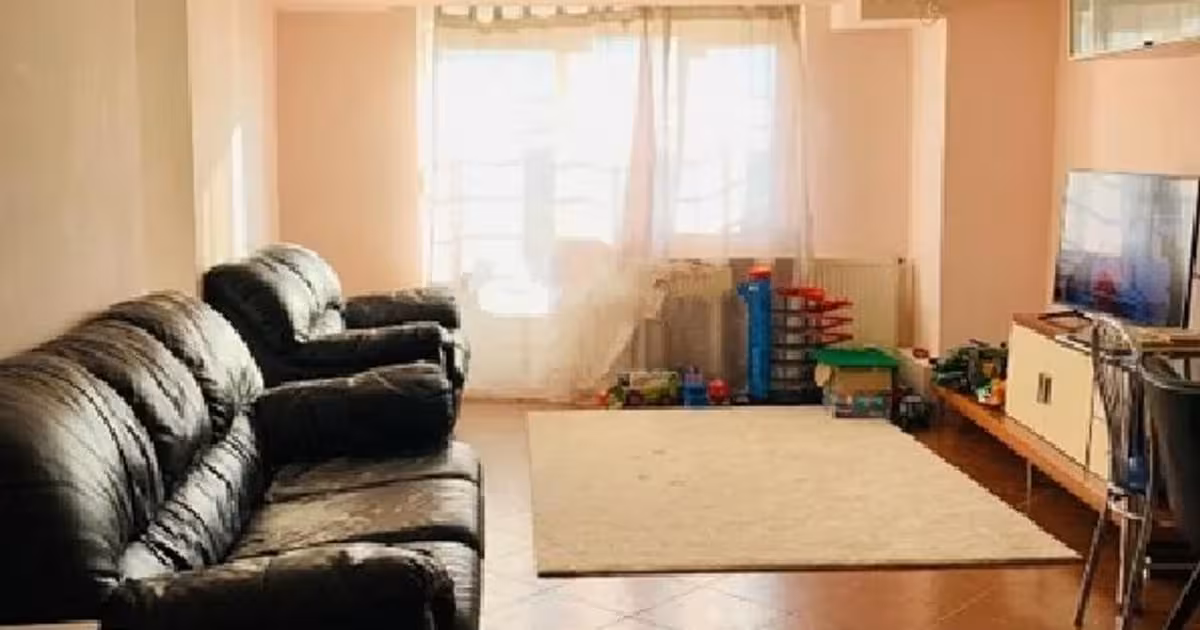 Apartament de vânzare cu 3 camere, mobilat în zona P-ța Alba Iulia, Sector 3