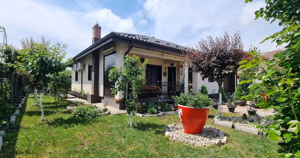 Casă individuală de vânzare cu 3 camere în Buftea