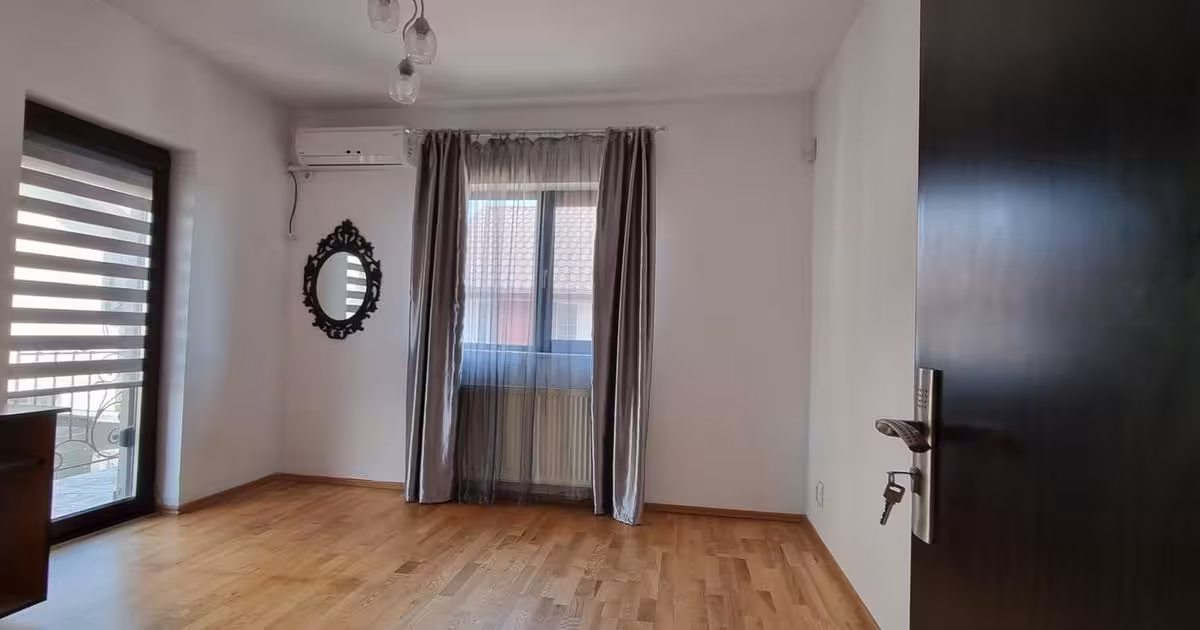 Casă individuală de vânzare cu 4 camere în Bragadiru