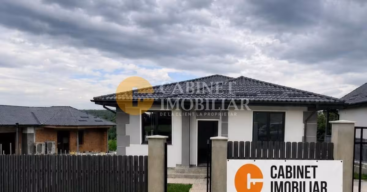 Casă individuală de vânzare cu 4 camere în Valea Adâncă
