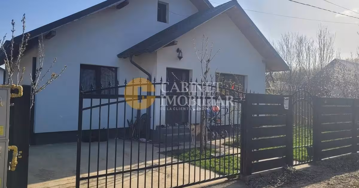 Casă individuală de vânzare cu 3 camere în Lunca Cetățuii