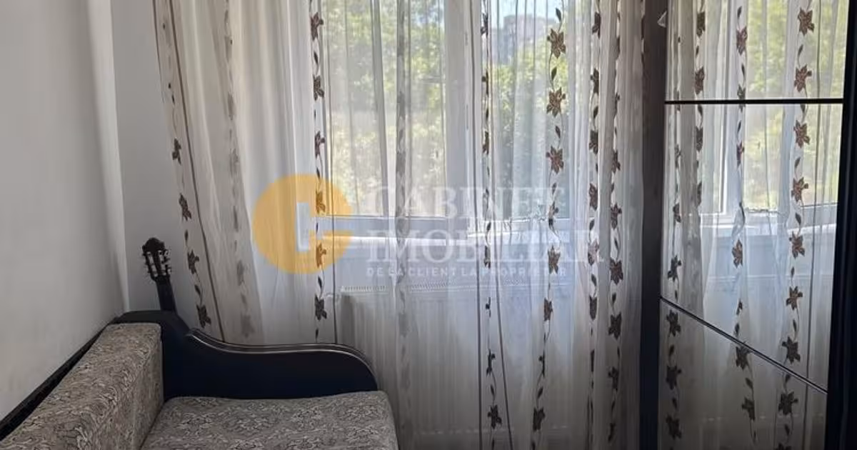 Apartament de vânzare cu 3 camere, mobilat în zona Păcurari, Iași