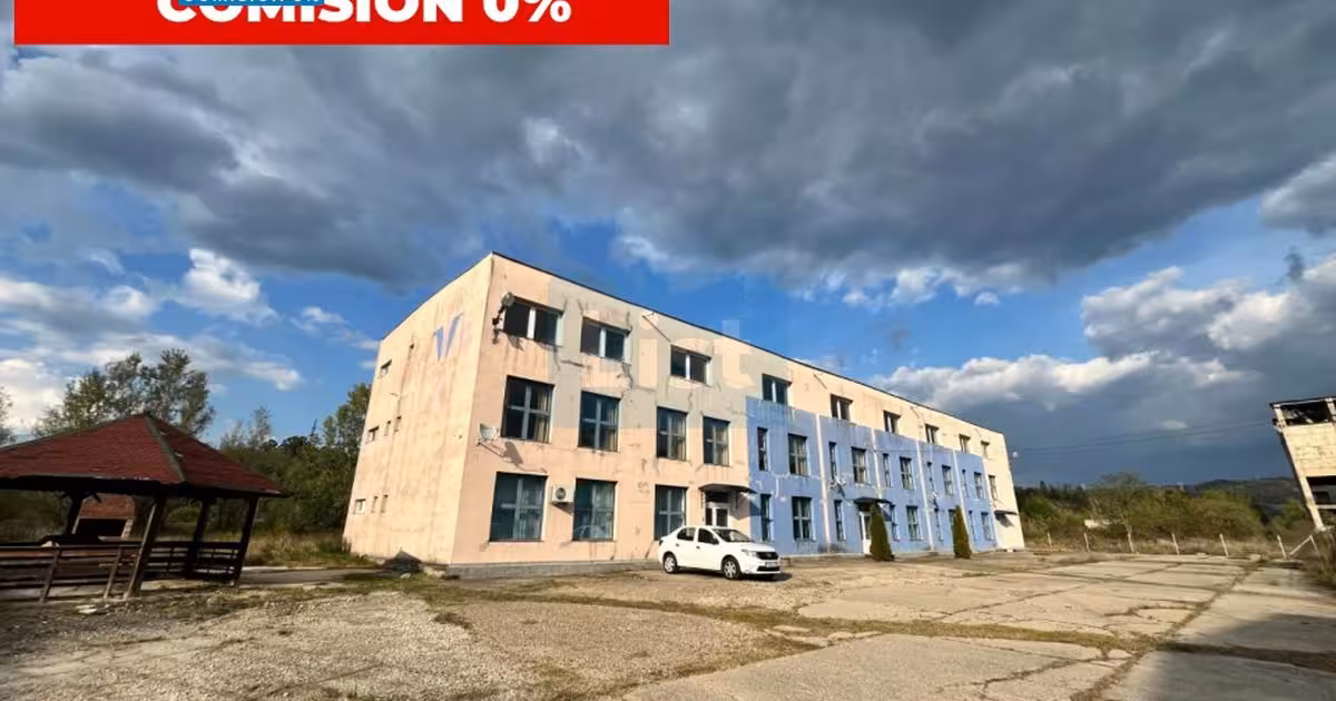Casă de vânzare cu 10 camere în zona Calea Caransebeșului, Reșița
