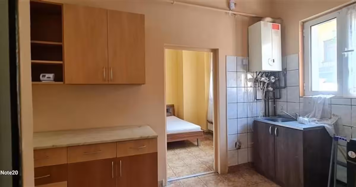 Apartament de vânzare cu 2 camere în zona Ultracentral, Arad
