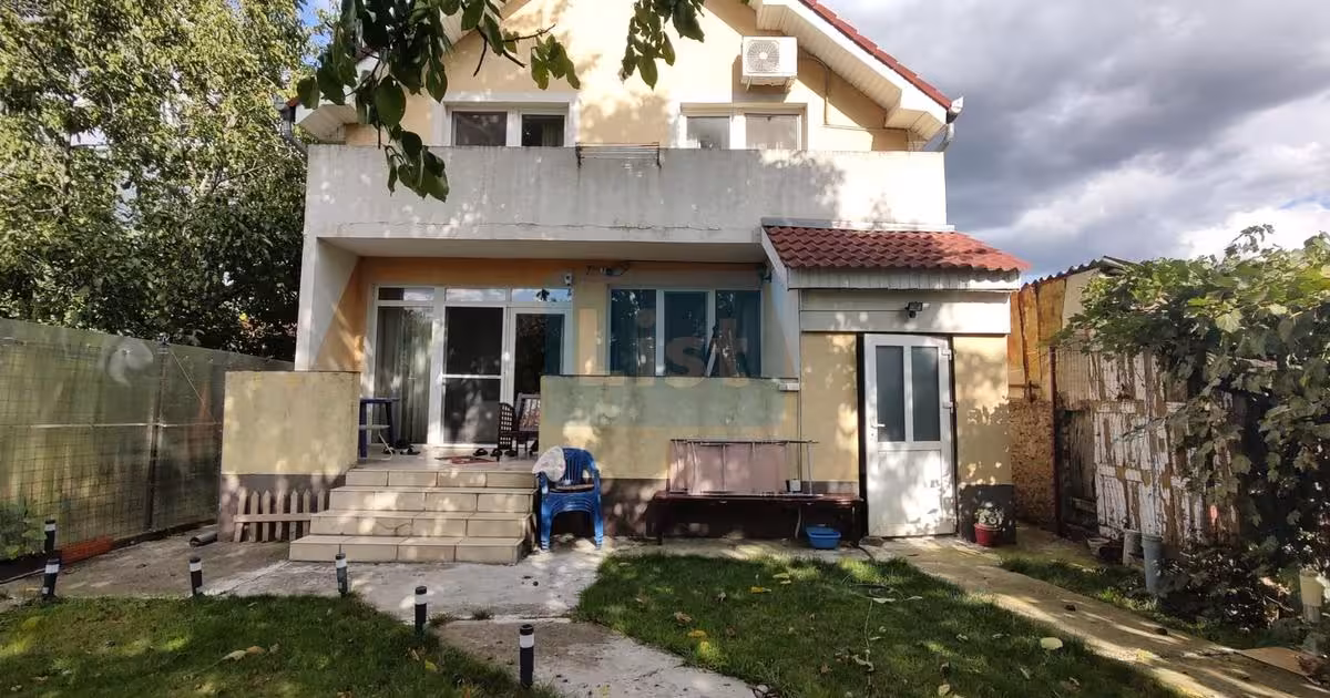 Casă de vânzare cu 5 camere în zona Episcopia Bihorului, Oradea
