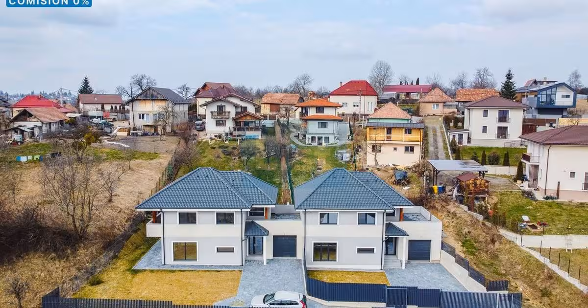 Casă de vânzare cu 4 camere în Feleacu