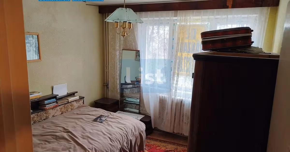 Apartament de vânzare cu 4 camere în Vaslui