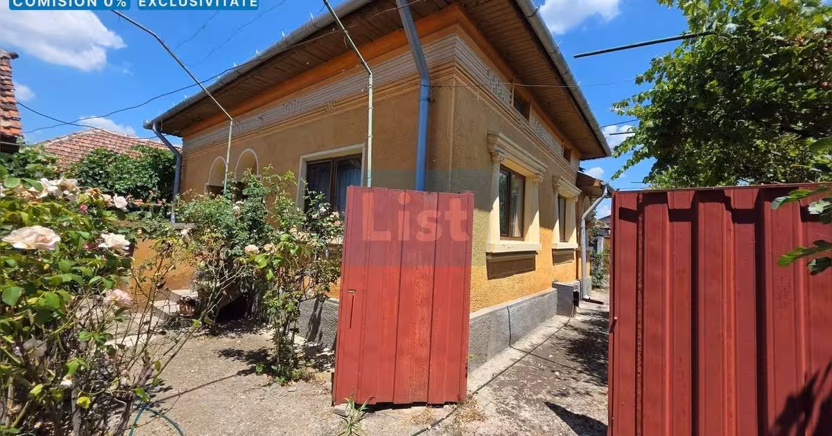Casă de vânzare cu 2 camere, mobilată în Șimian