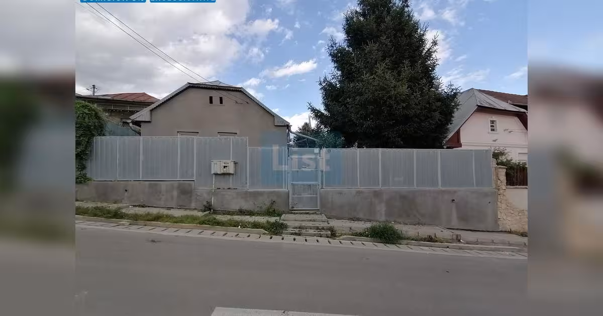 Casă de vânzare cu 2 camere în Turda