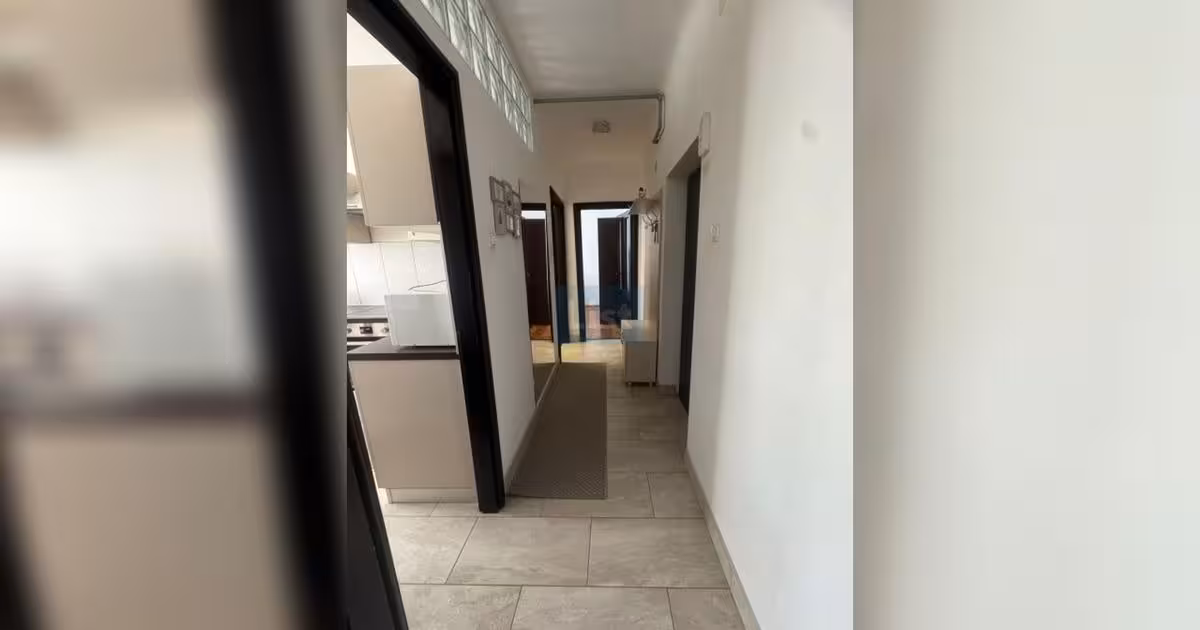 Apartament de vânzare cu 2 camere în Turda