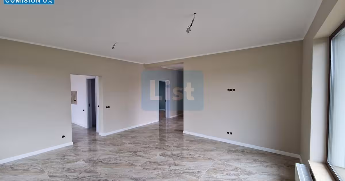 Casă de vânzare cu 4 camere în Săsar