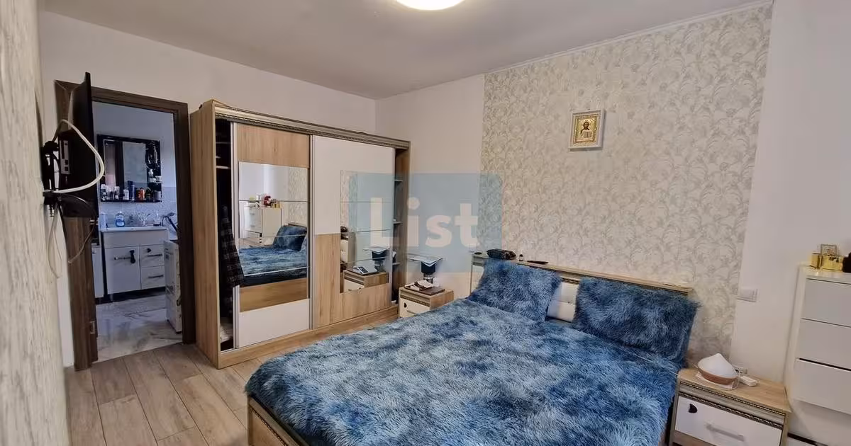Casă de vânzare cu 5 camere, mobilată în Satu Nou de Sus