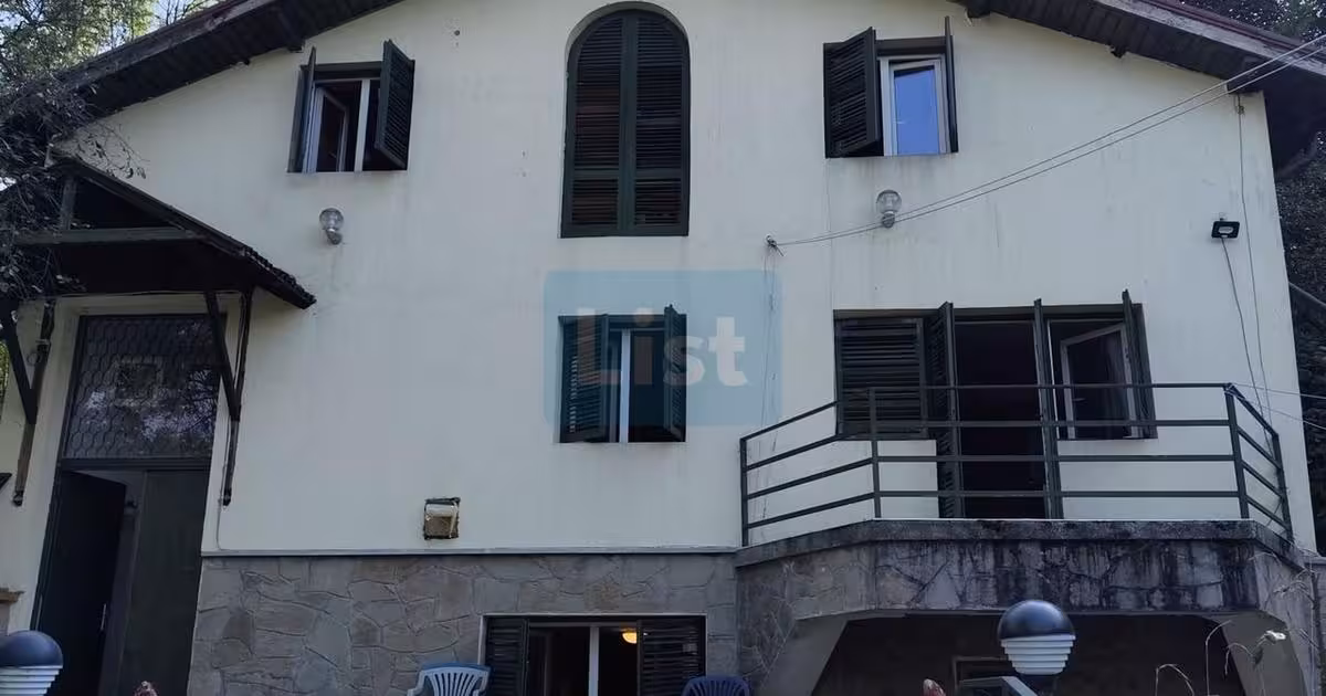 Casă de vânzare cu 7 camere, mobilată în Provița de Jos