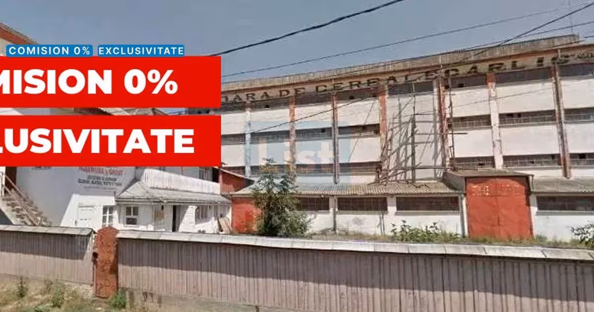 Spațiu comercial de vânzare 280 mp în Roman