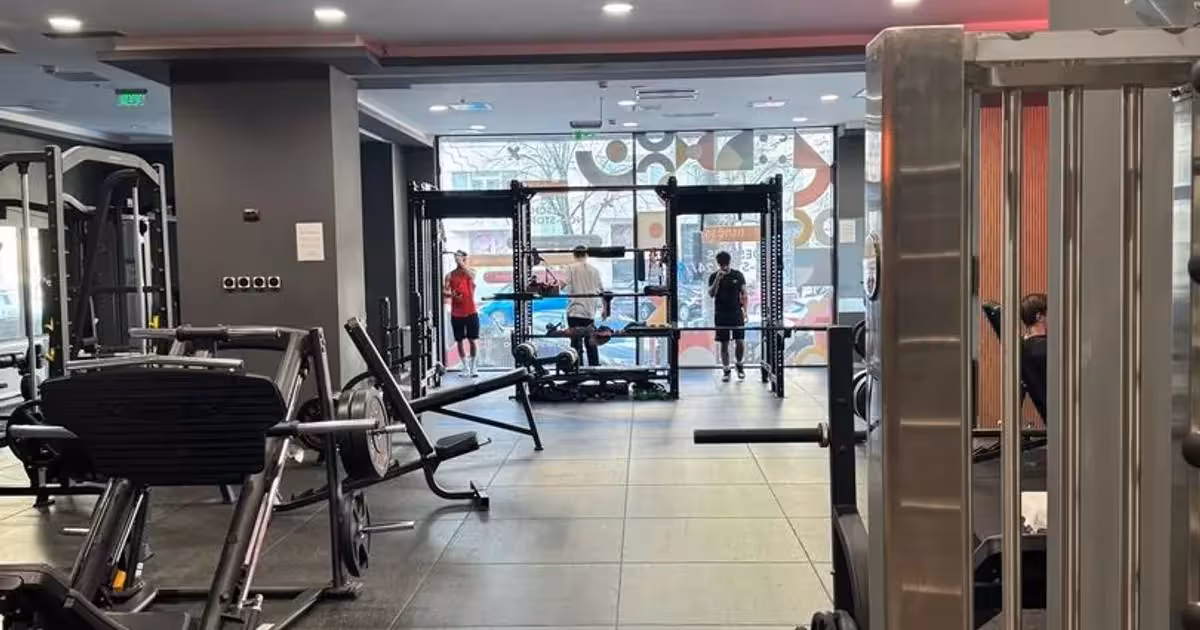 Spațiu comercial de vânzare de 650 mp, în zona Gara de Est, Sector 2