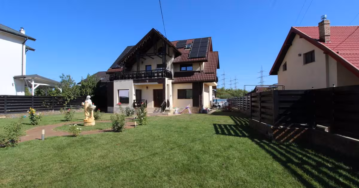 Casă individuală de vânzare cu 6 camere, mobilată în zona Tomești, Iași