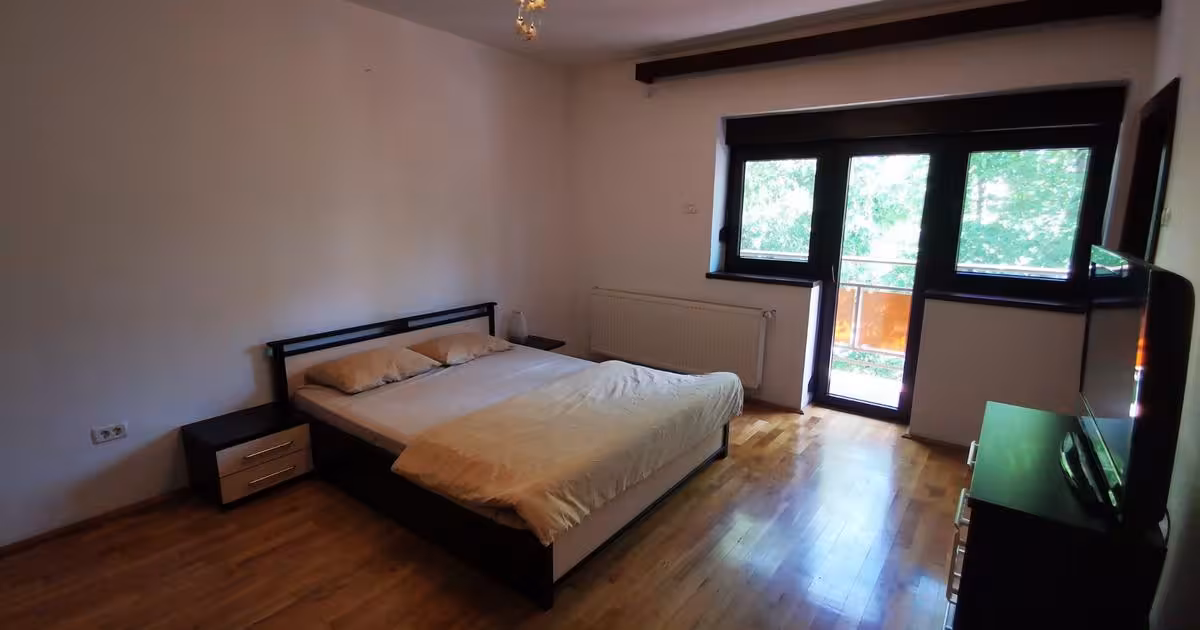 Casă de vânzare cu 6 camere în zona Bogdăneștilor, Timișoara