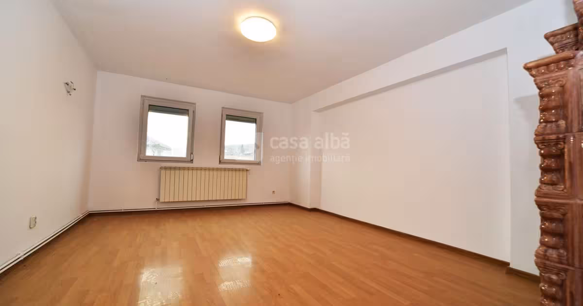 Casă individuală de vânzare cu 4 camere în zona Moara de Vânt, Iași