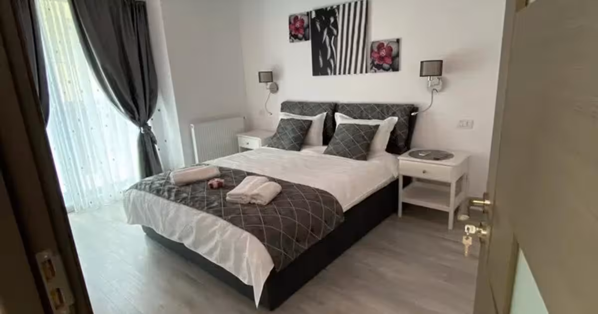 Apartament de vânzare cu 2 camere, mobilat în Mamaia
