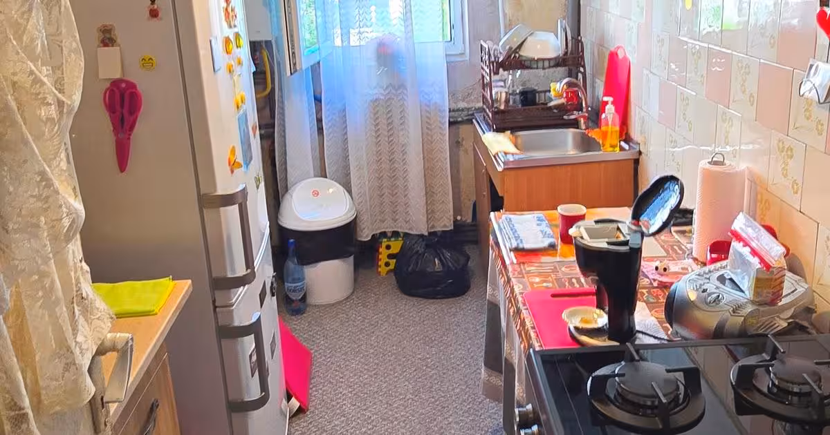 Apartament de vânzare cu 2 camere în zona Mircea cel Bătrân, Iași