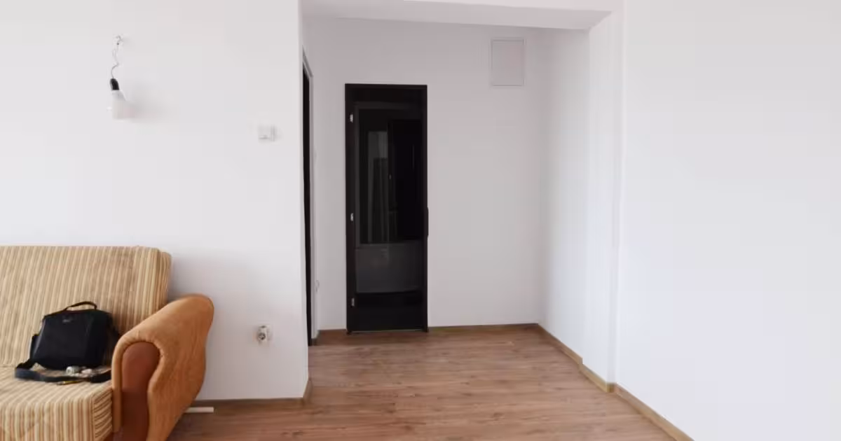 Apartament de vânzare cu 2 camere, mobilat în zona Podu Roș, Iași