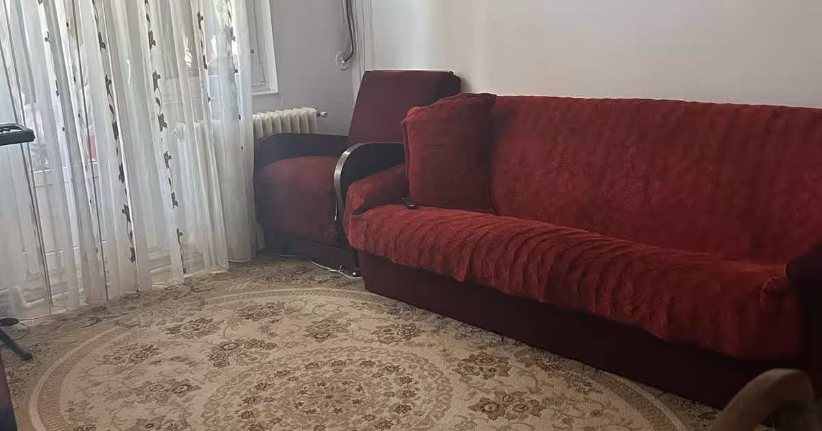 Apartament de vânzare cu 3 camere în zona Păcurari, Iași