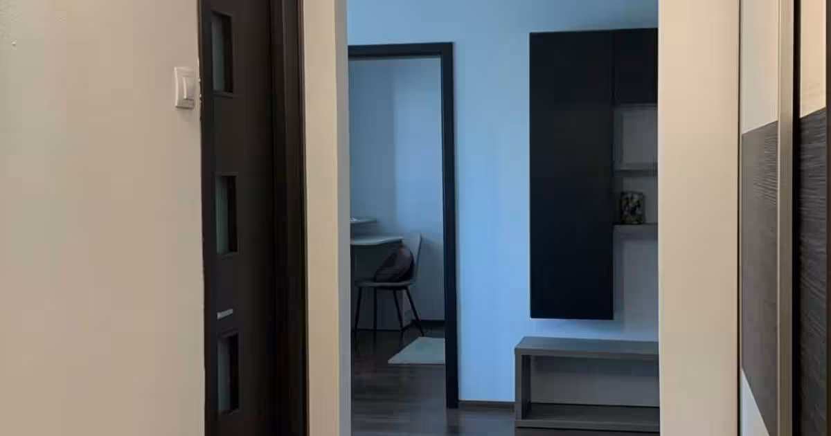 Apartament de vânzare cu 2 camere, mobilat în zona Podu Roș, Iași
