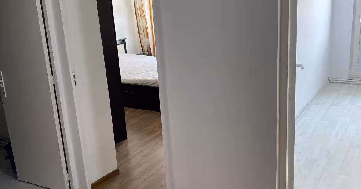 Apartament de vânzare cu 3 camere, mobilat în zona Frumoasa, Iași