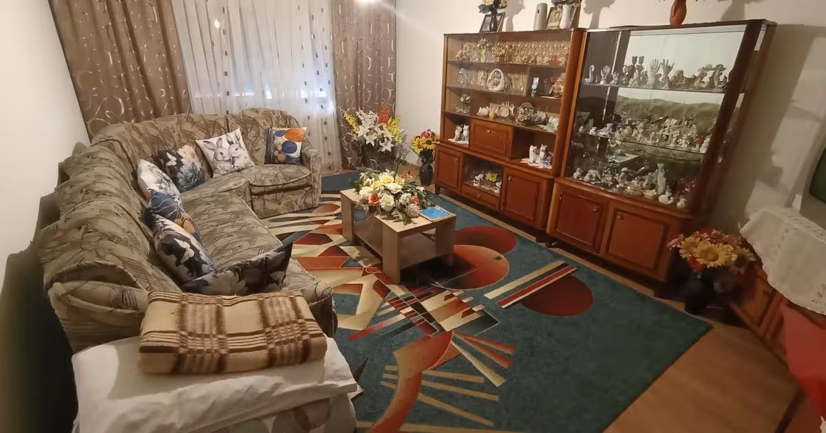 Apartament de vânzare cu 3 camere, mobilat în zona Frumoasa, Iași