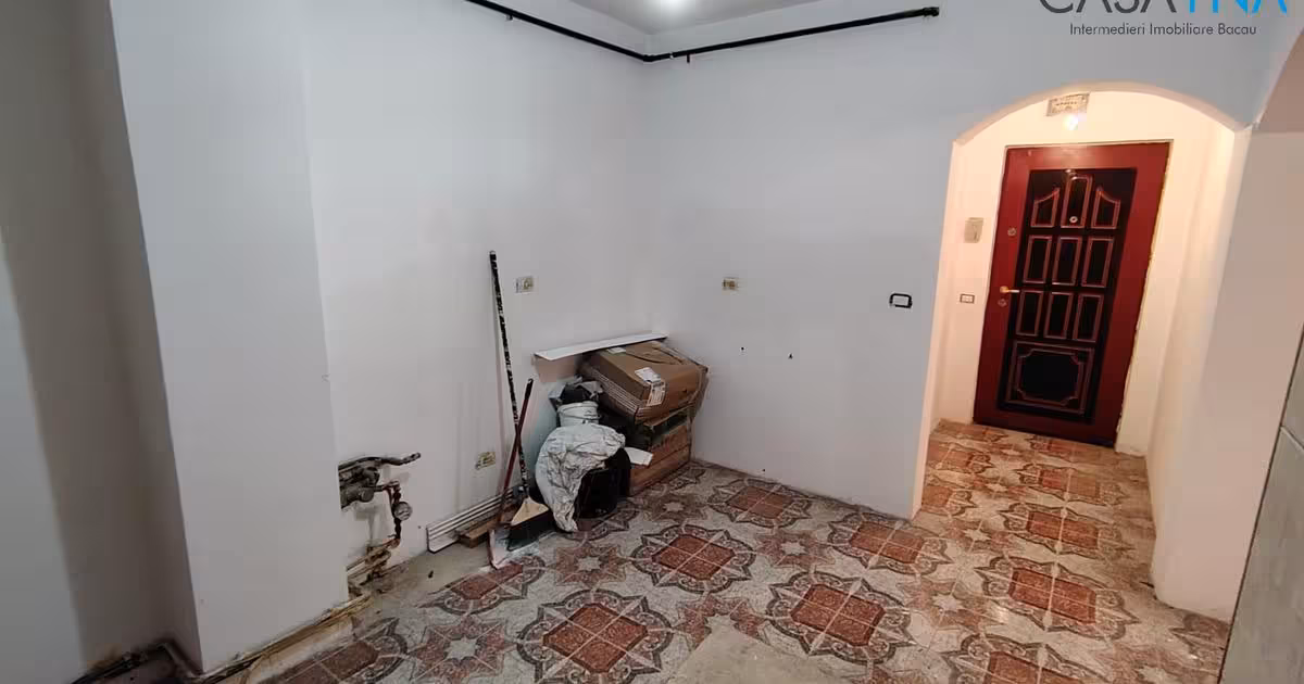 Apartament de vânzare cu 3 camere în zona Alecu Russo, Bacău