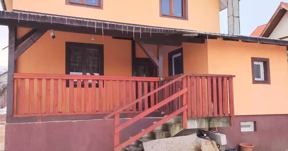 Casă individuală de vânzare cu 5 camere în Sărata (Sărata)