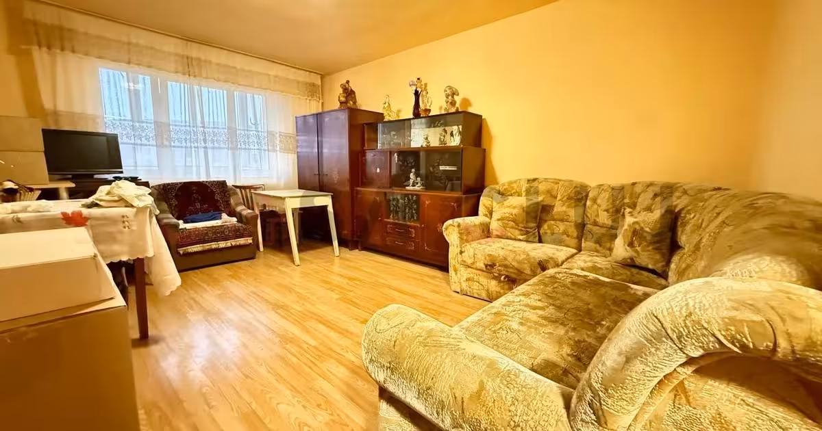 Apartament de vânzare cu 3 camere, mobilat în zona Mănăștur, Cluj-Napoca