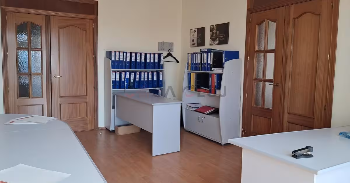 Apartament de vânzare cu 5 camere, mobilat în zona Bună Ziua, Cluj-Napoca