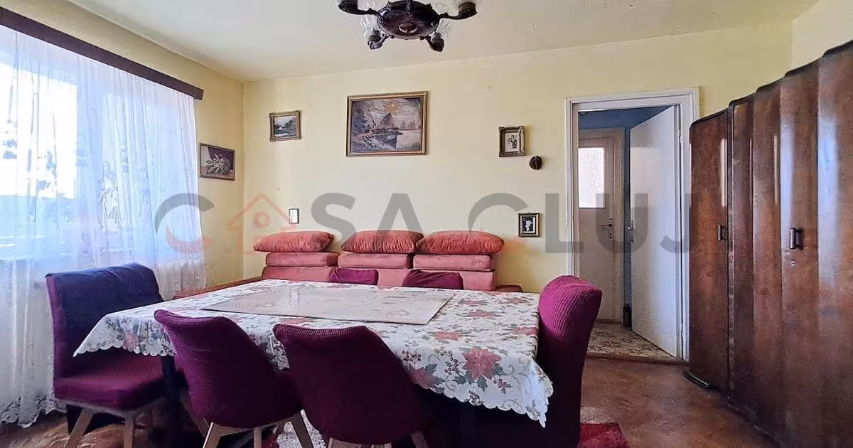 Apartament de vânzare cu 3 camere în zona Mănăștur, Cluj-Napoca