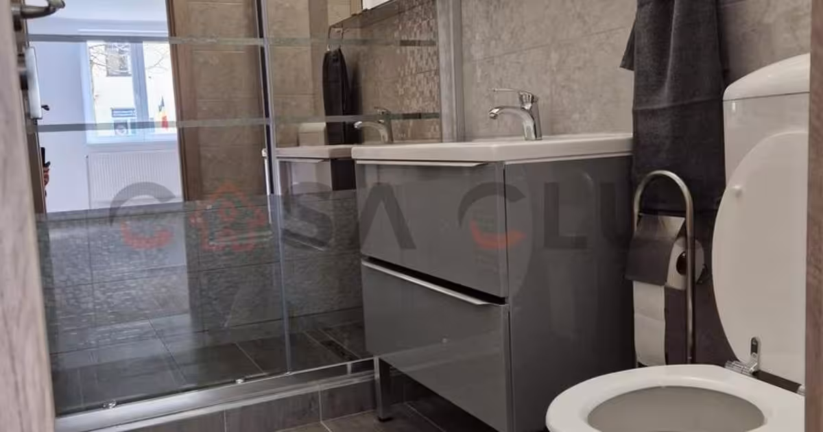Apartament de vânzare cu 3 camere în zona Central, Cluj-Napoca