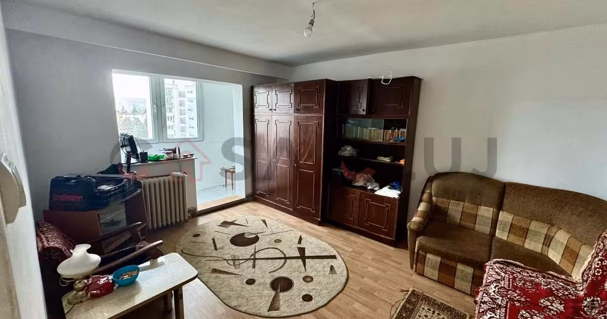 Apartament de vânzare cu 3 camere, mobilat în zona Mănăștur, Cluj-Napoca