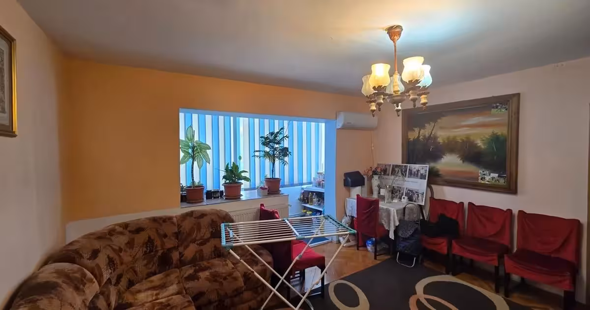 Apartament de vânzare cu 3 camere, mobilat în zona Lipovei, Timișoara