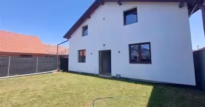 Casă Livada