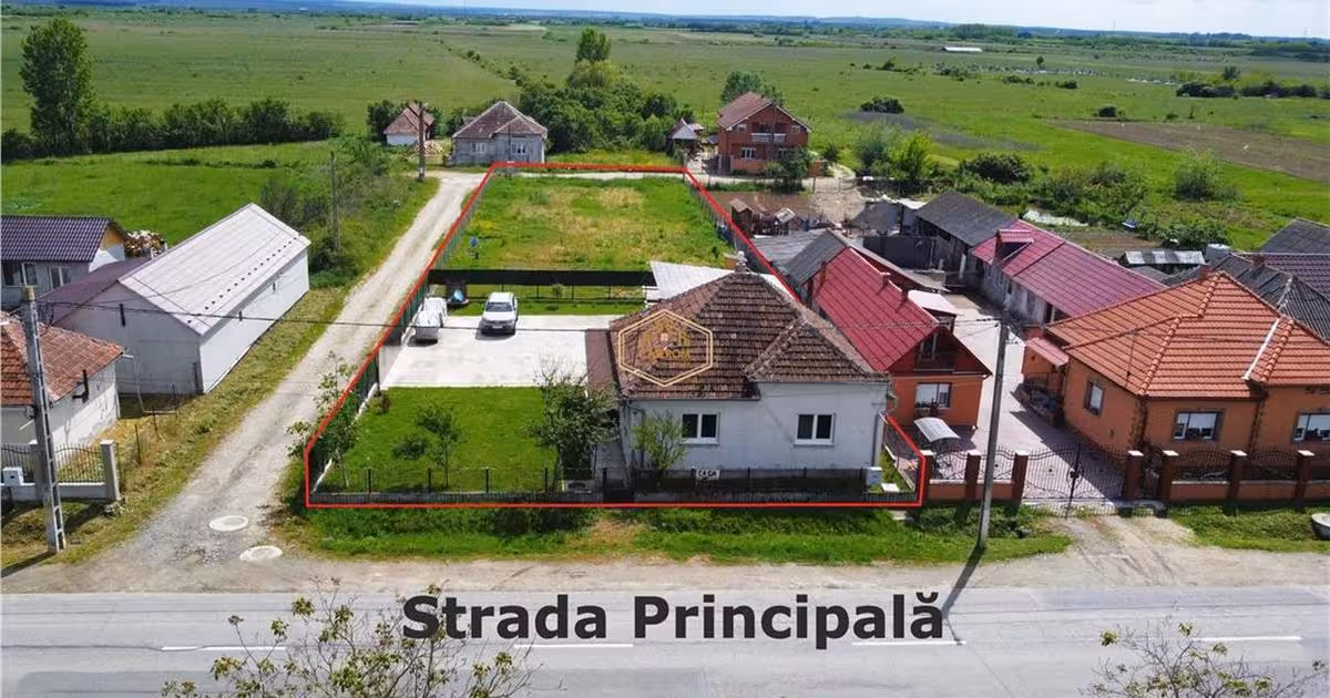 Casă individuală de vânzare cu 2 camere, mobilată în Satu Mare