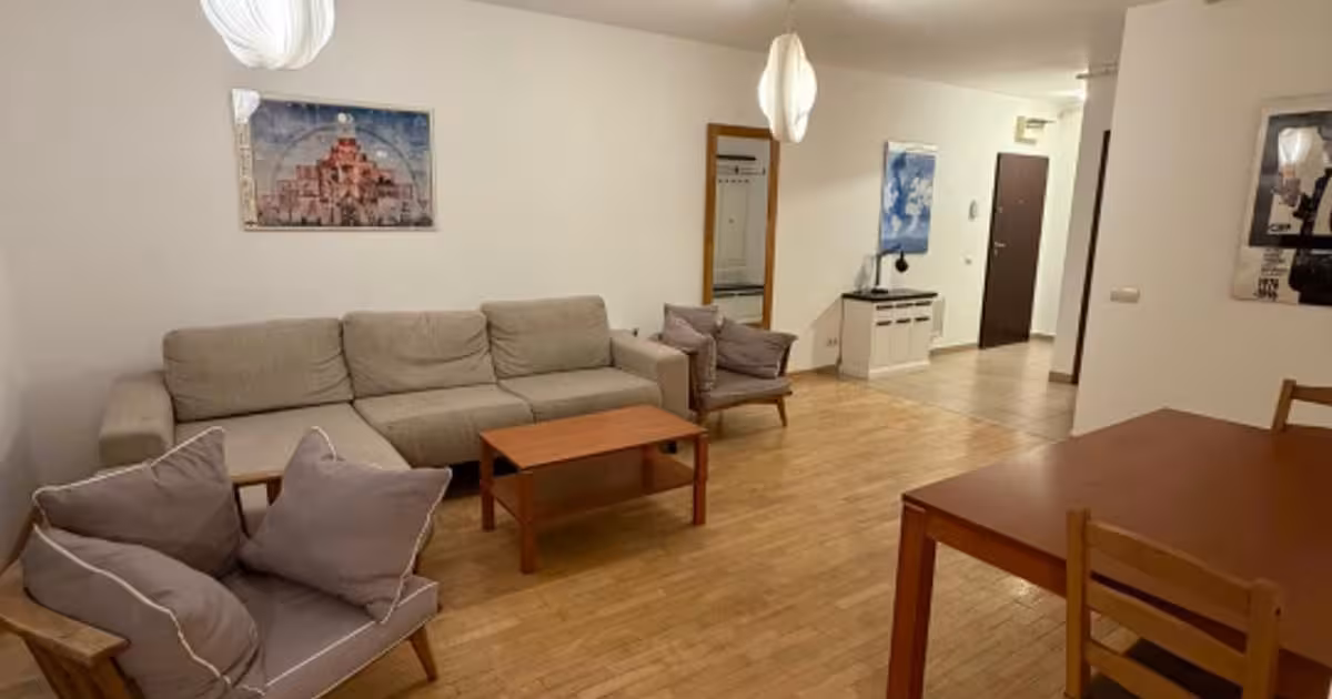 Apartament de vânzare cu 3 camere, mobilat în Otopeni