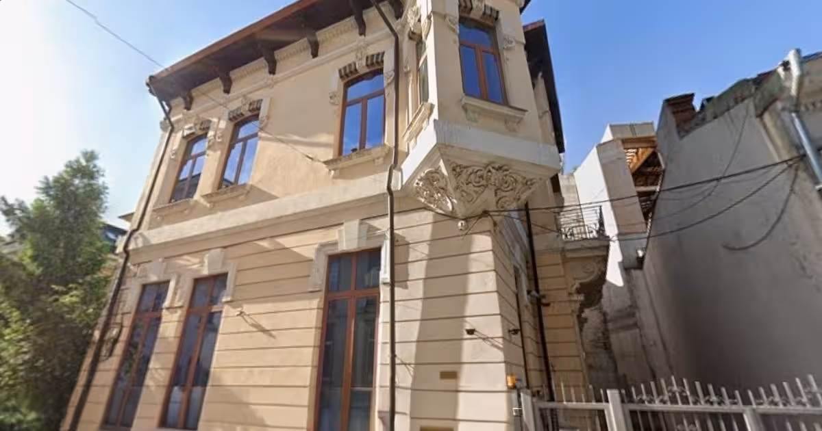 Birou de vânzare de 530.00 mp, în zona Armeneasca, Sector 2