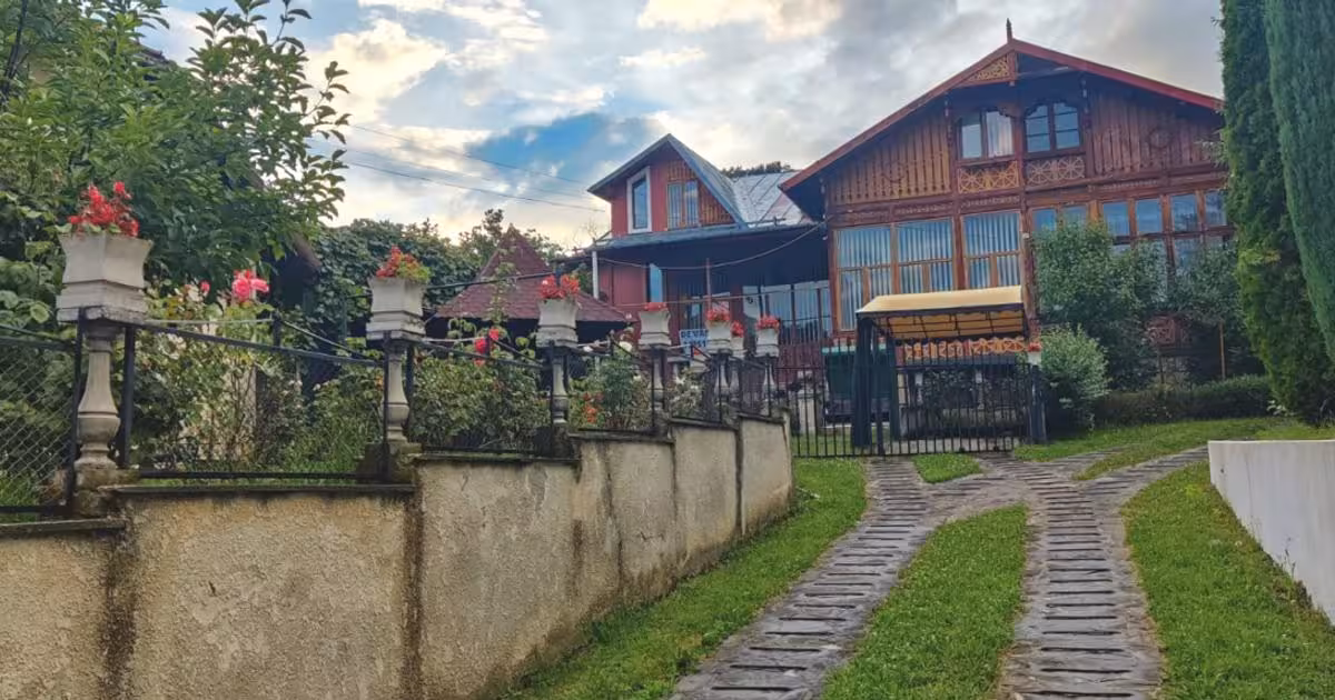 Duplex de vânzare cu 5 camere, mobilat în Mușcel