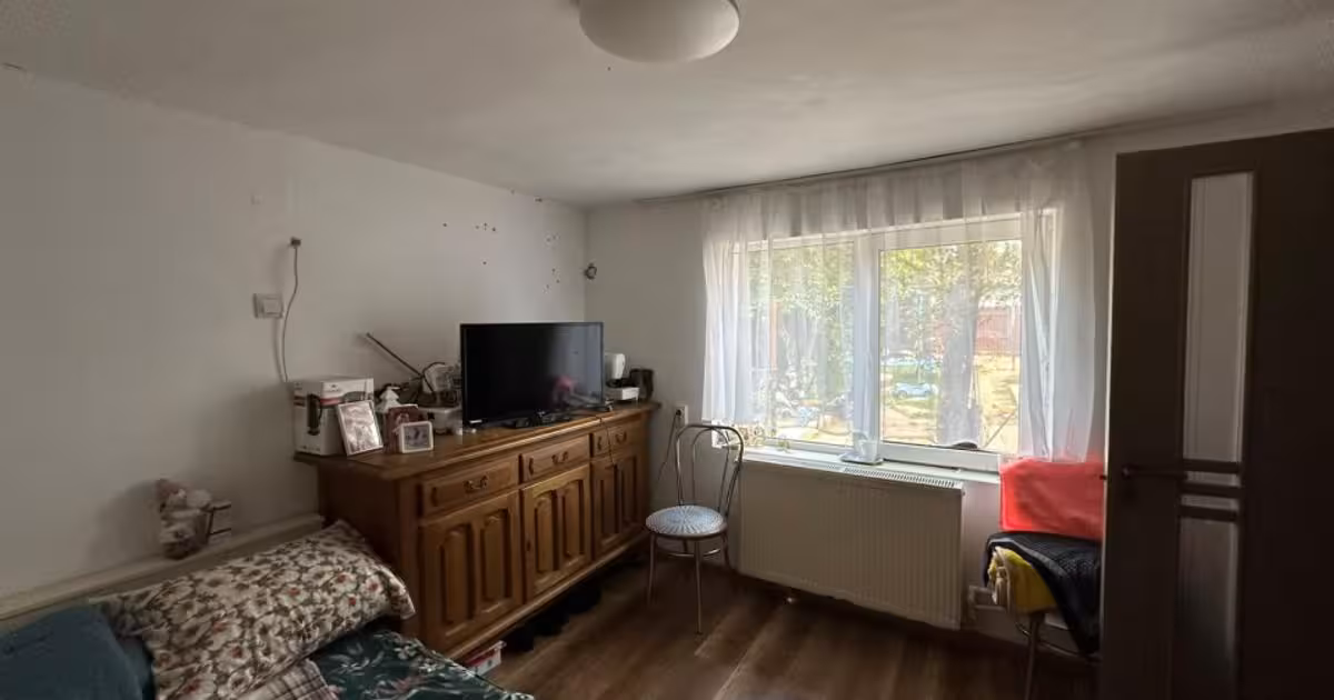 Casă individuală de vânzare cu 3 camere, mobilată în zona Bucureștii Noi, Sector 1