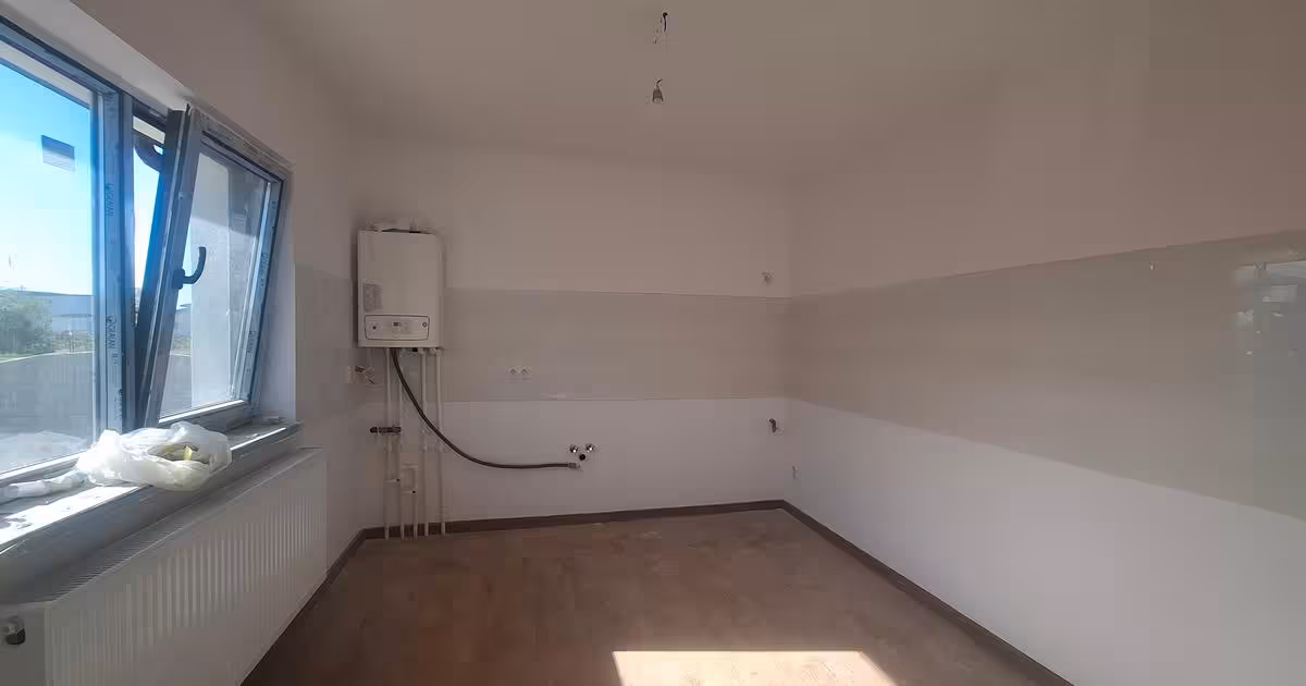 Casă individuală de vânzare cu 3 camere în Clinceni