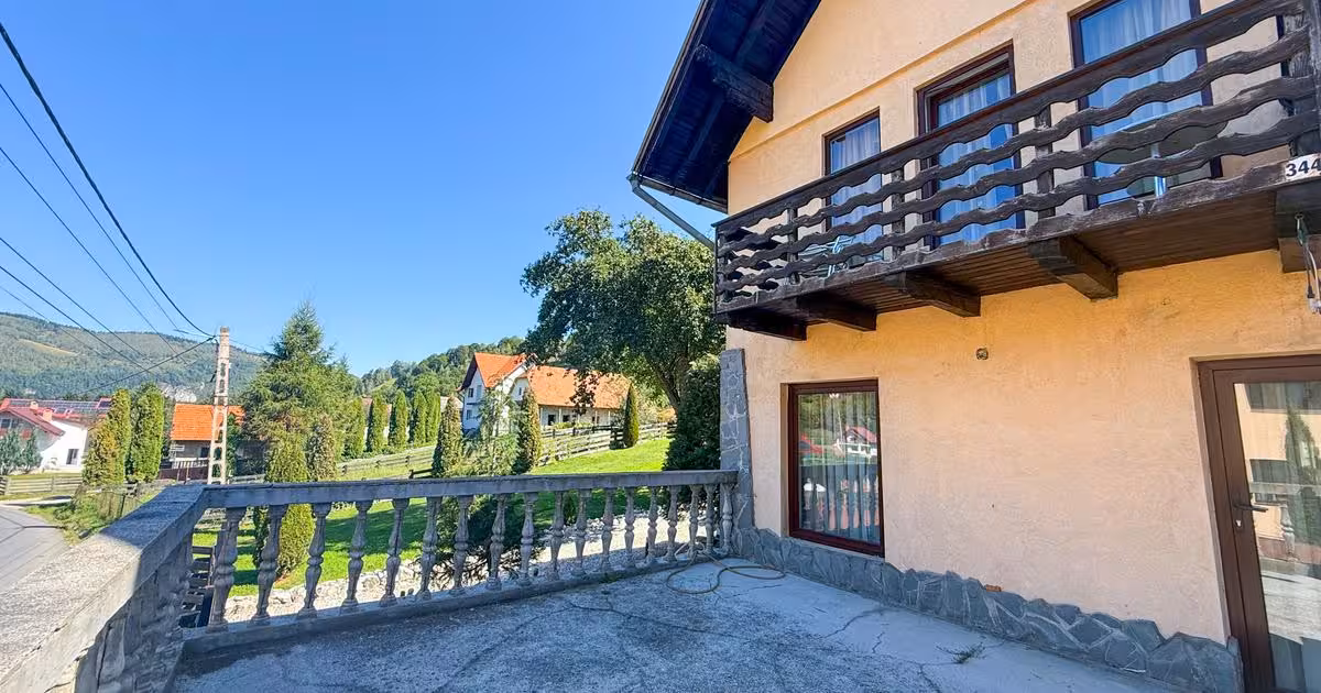 Casă individuală de vânzare cu 11 camere, mobilată în Bran