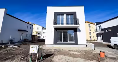 Casă Tractorul